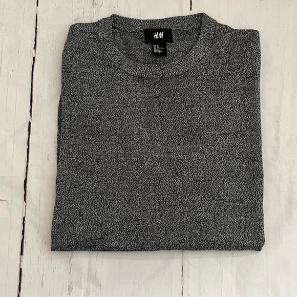 H&M Men’s Merino Wool Blend Medium Heather Gray Crew Neck sweater - Picture 3 of 5